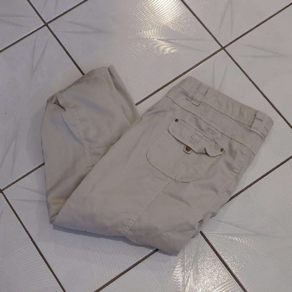 4/$40 Beige Pants With 2 Capri Leg Roll-Up Options - Size US18